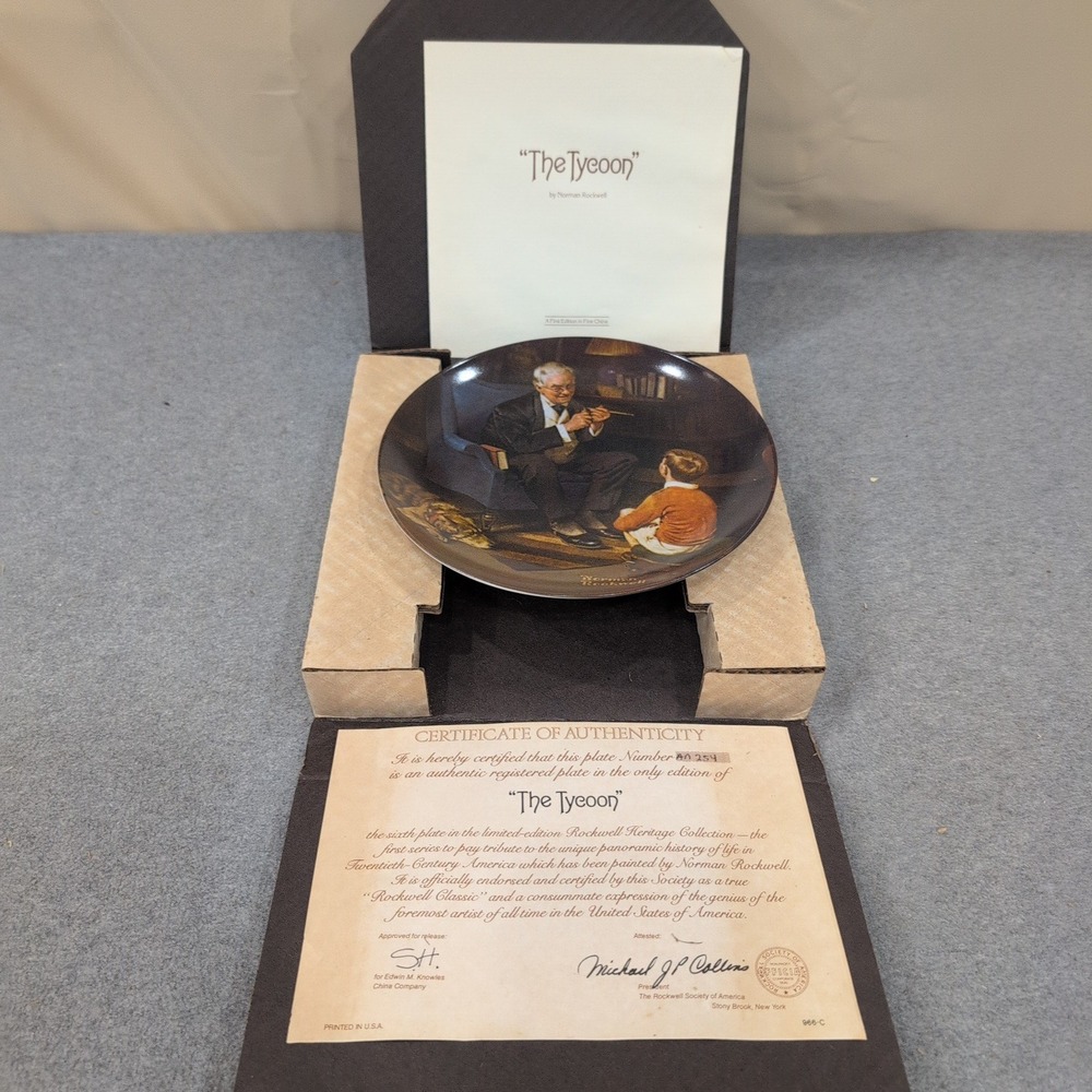 Norman Rockwell The Tycoon Collector Plate Edwin M Knowles Heritage Series 1982 - Picture 2 of 6